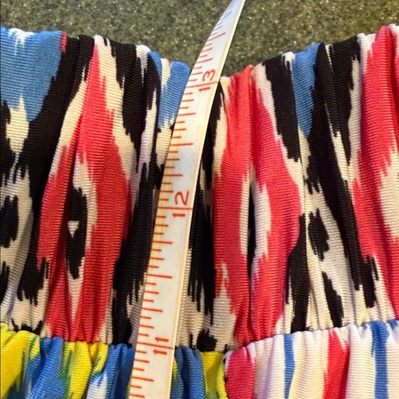 Colorful Zigzag Patterned Pants - Picture 9 of 11